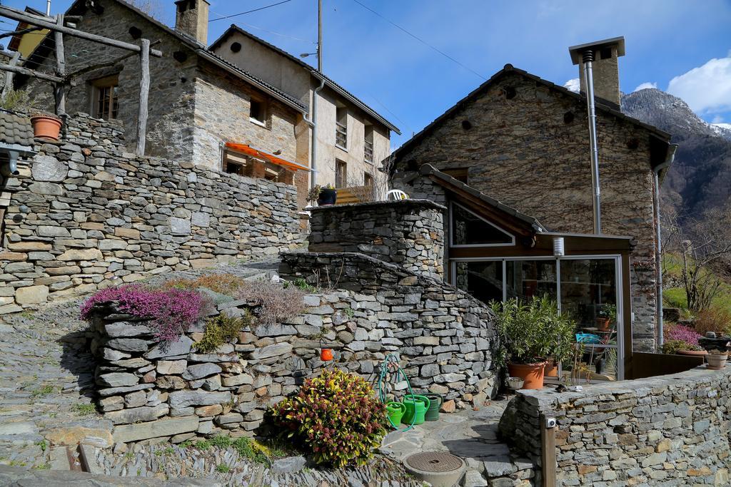 Casa Dosc Bed & Breakfast Verdabbio ภายนอก รูปภาพ