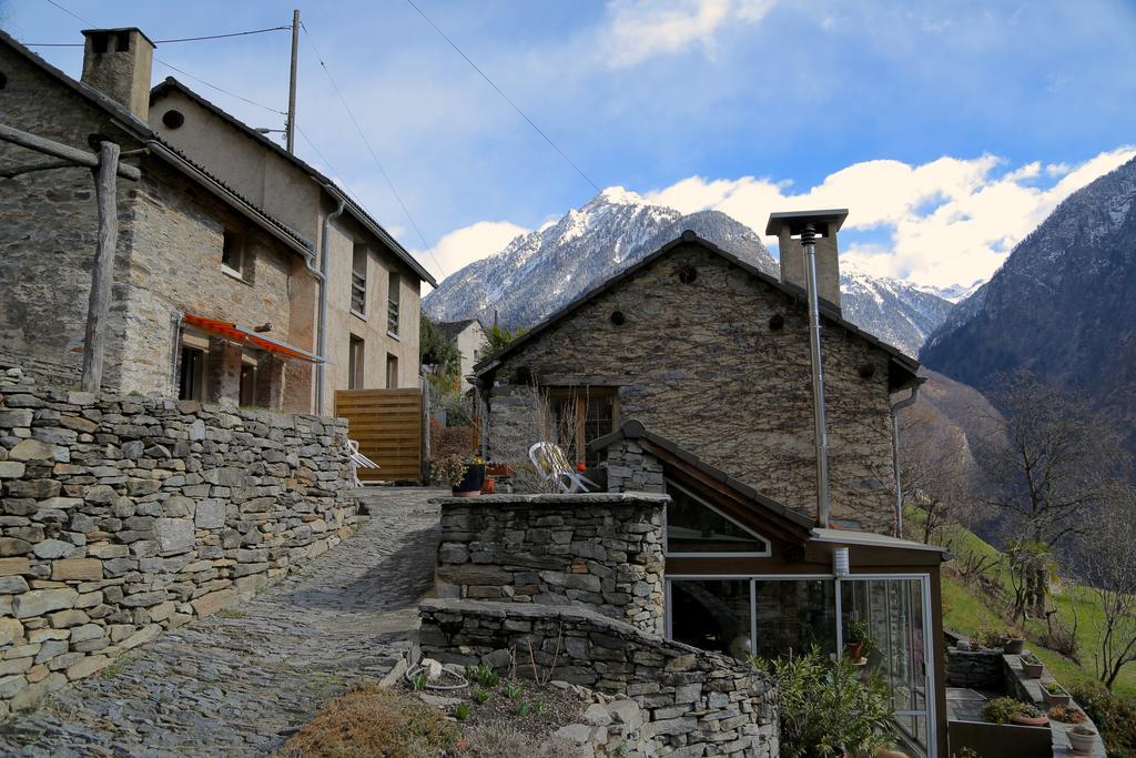 Casa Dosc Bed & Breakfast Verdabbio ภายนอก รูปภาพ